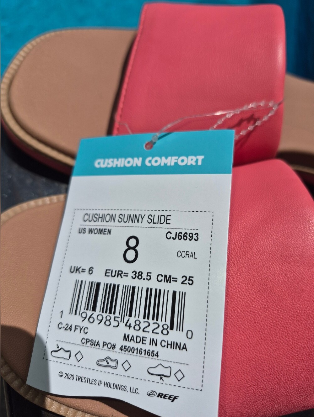 New With Tags! Reef Pink Slide Sandals Women's Size 8 - Picture 4 of 4